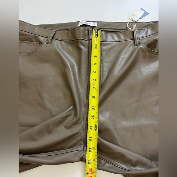 Abercrombie The 90s Straight Curve Pants Brown Vegan Leather Size 35 20R New - Picture 10 of 10
